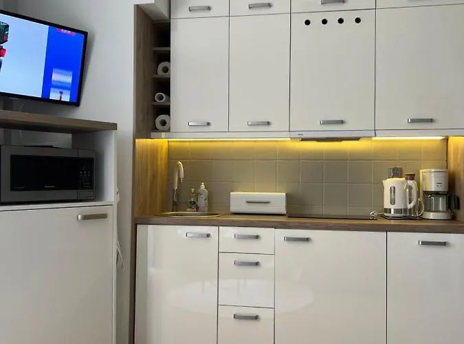 Apartament Przy Kawczej - Pokoj Z Aneksem Kuchennym